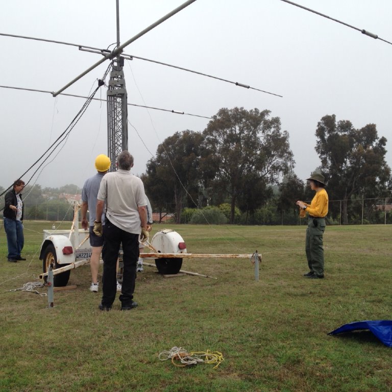 MD photo (174).jpg - CW antenna ready for elevation.
